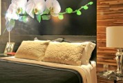 Floral wall art idea for fresh bedrooms 